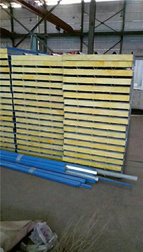 鄭州巖棉板的防水性怎么樣？